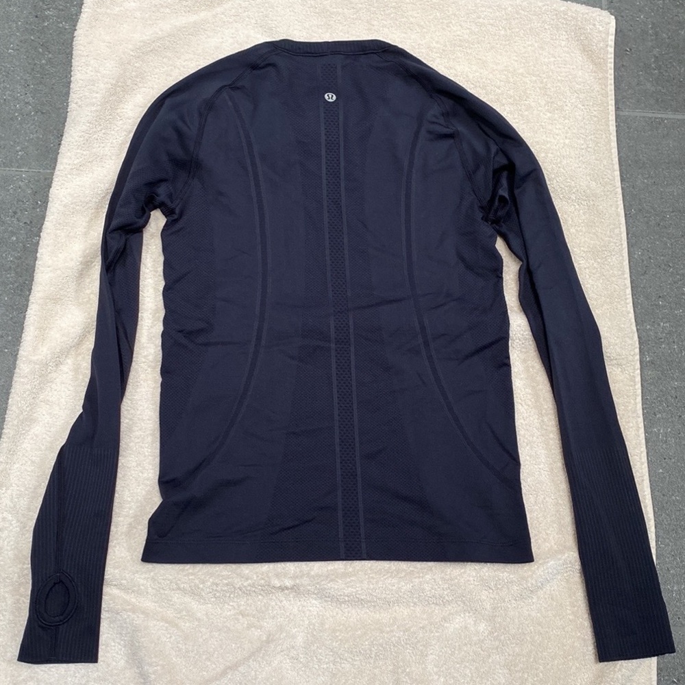 Lululemon Swiftly Tech long Sleeve Tee